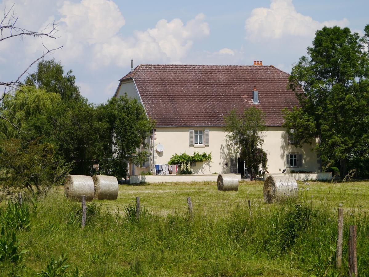 La Maison Au Vert Melincourt Eksteriør bilde